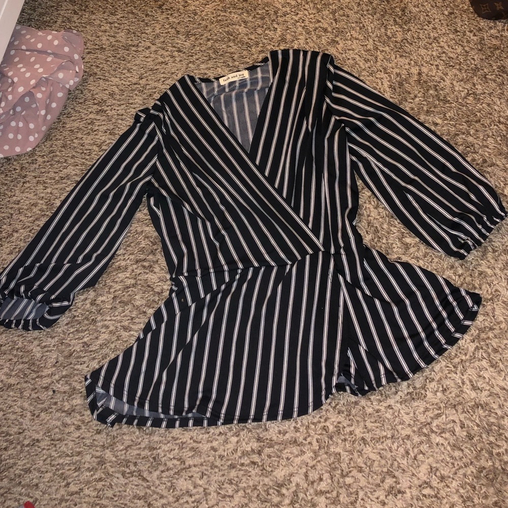 Stripped long sleeve shirt size M